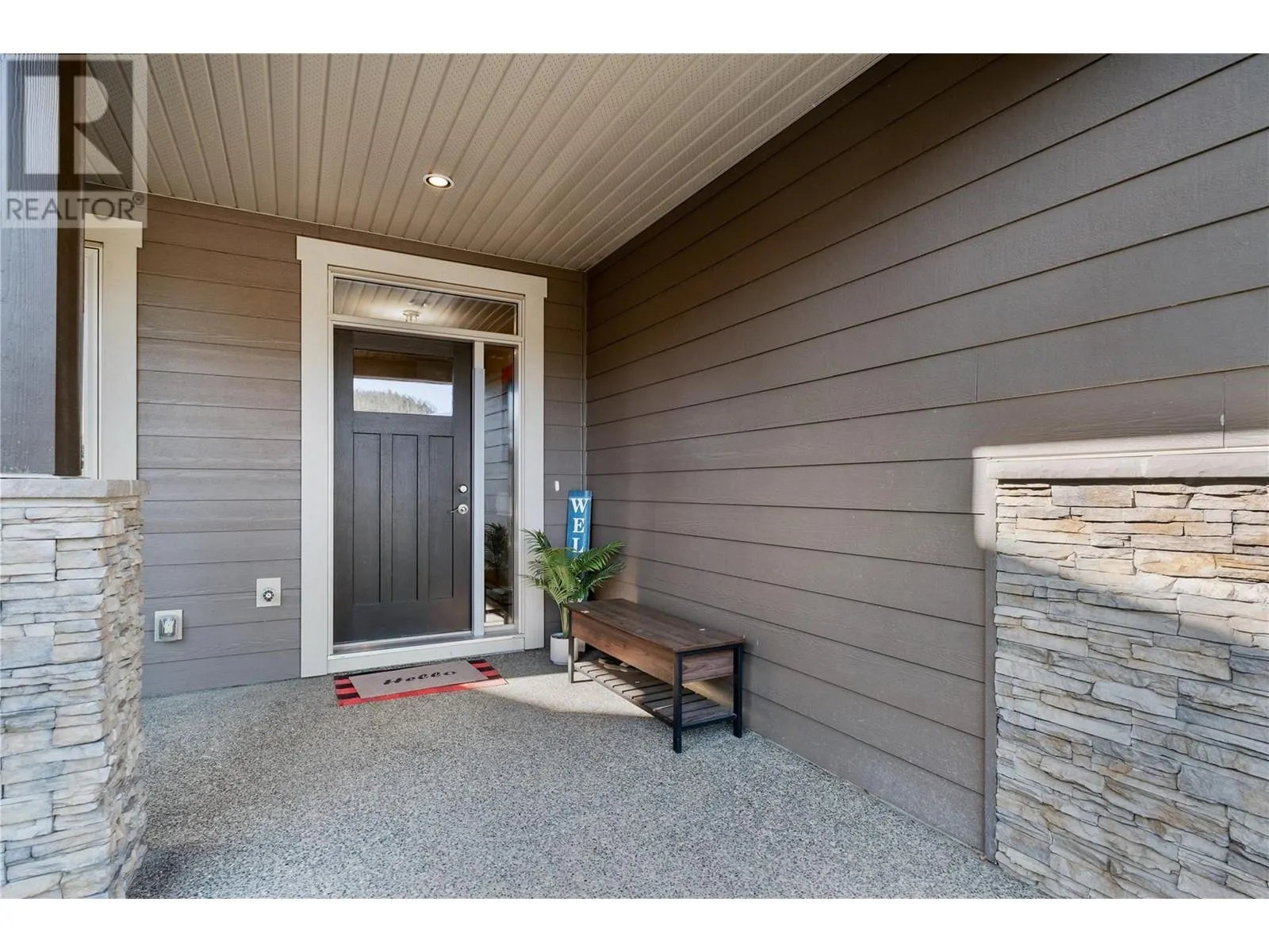 1852 Split Rail Place