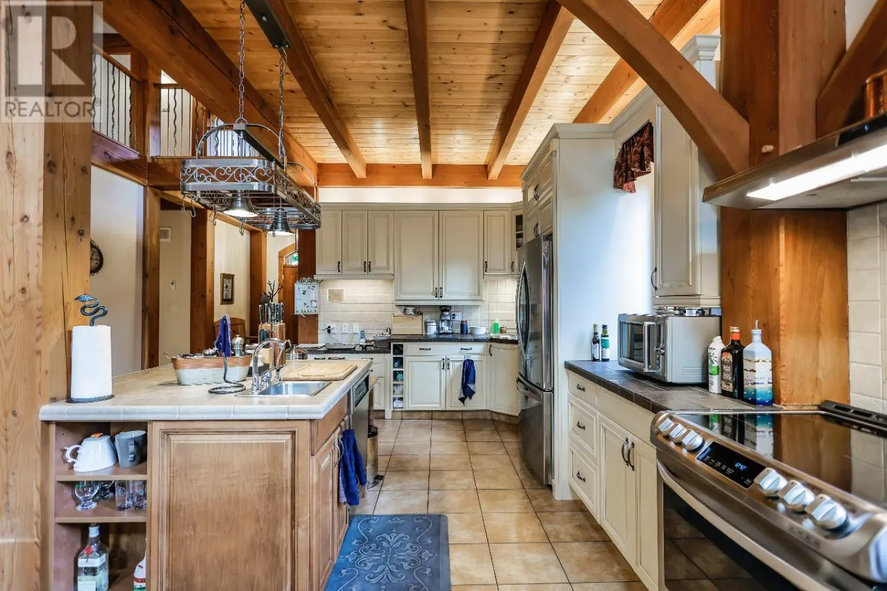 3179 Heddle Road