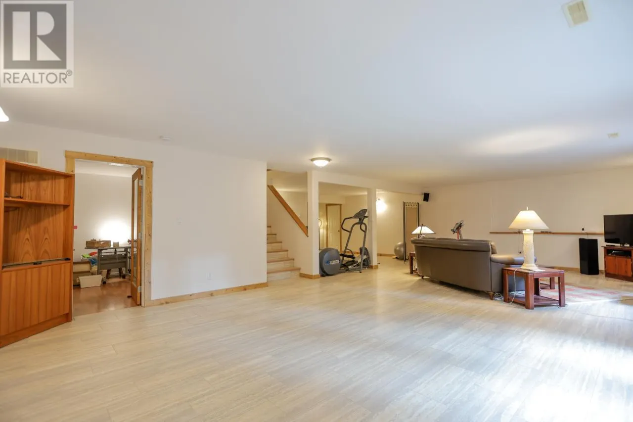 3179 Heddle Road