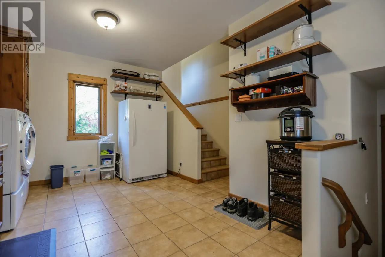 3179 Heddle Road