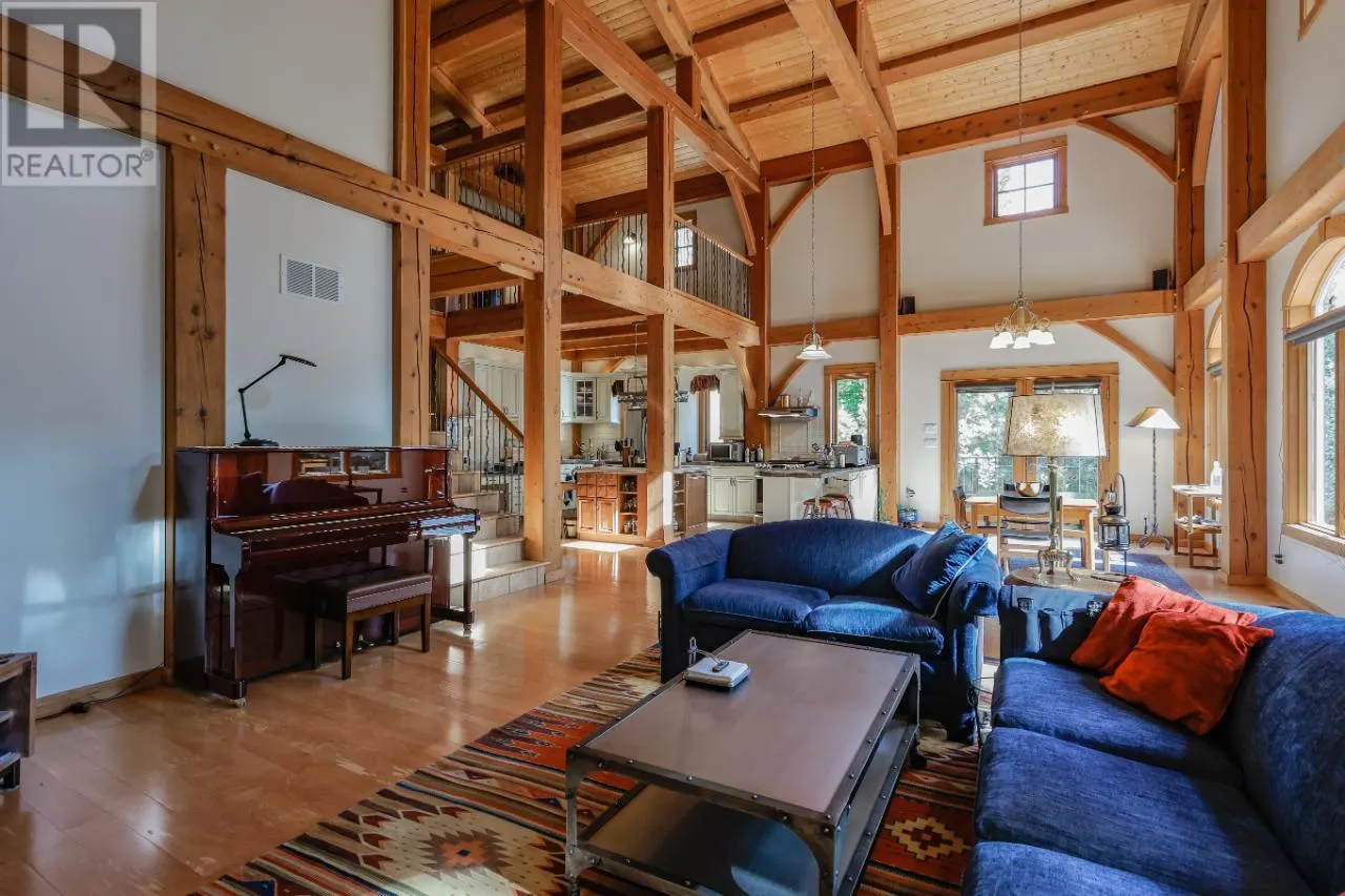 3179 Heddle Road