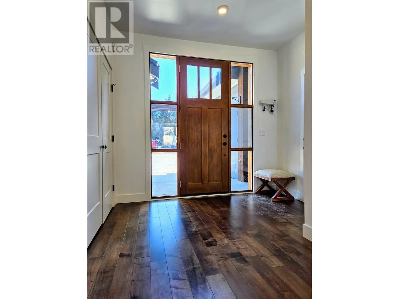 1889 FOXWOOD Trail