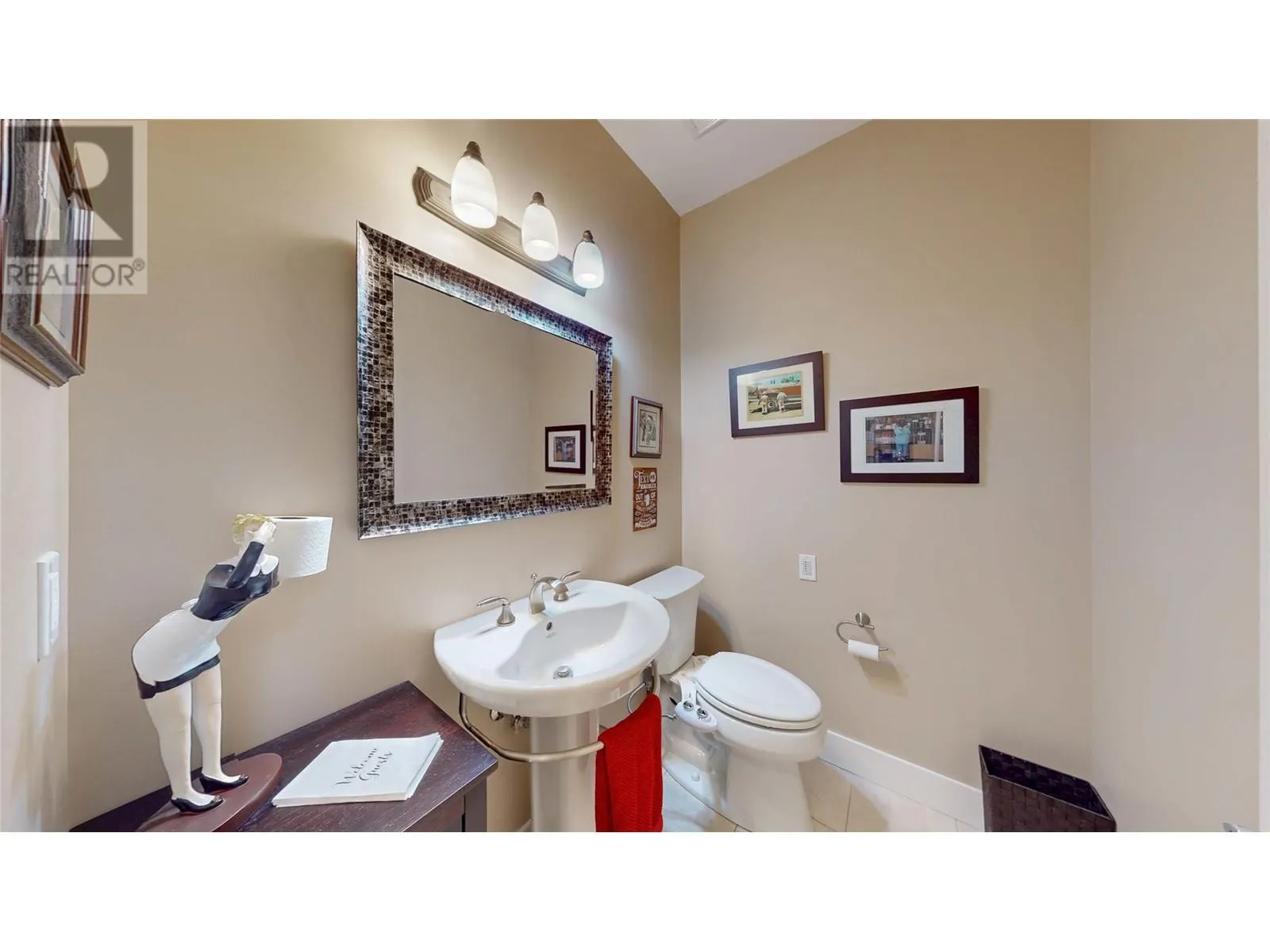6833 MEADOWS Drive Unit# 7