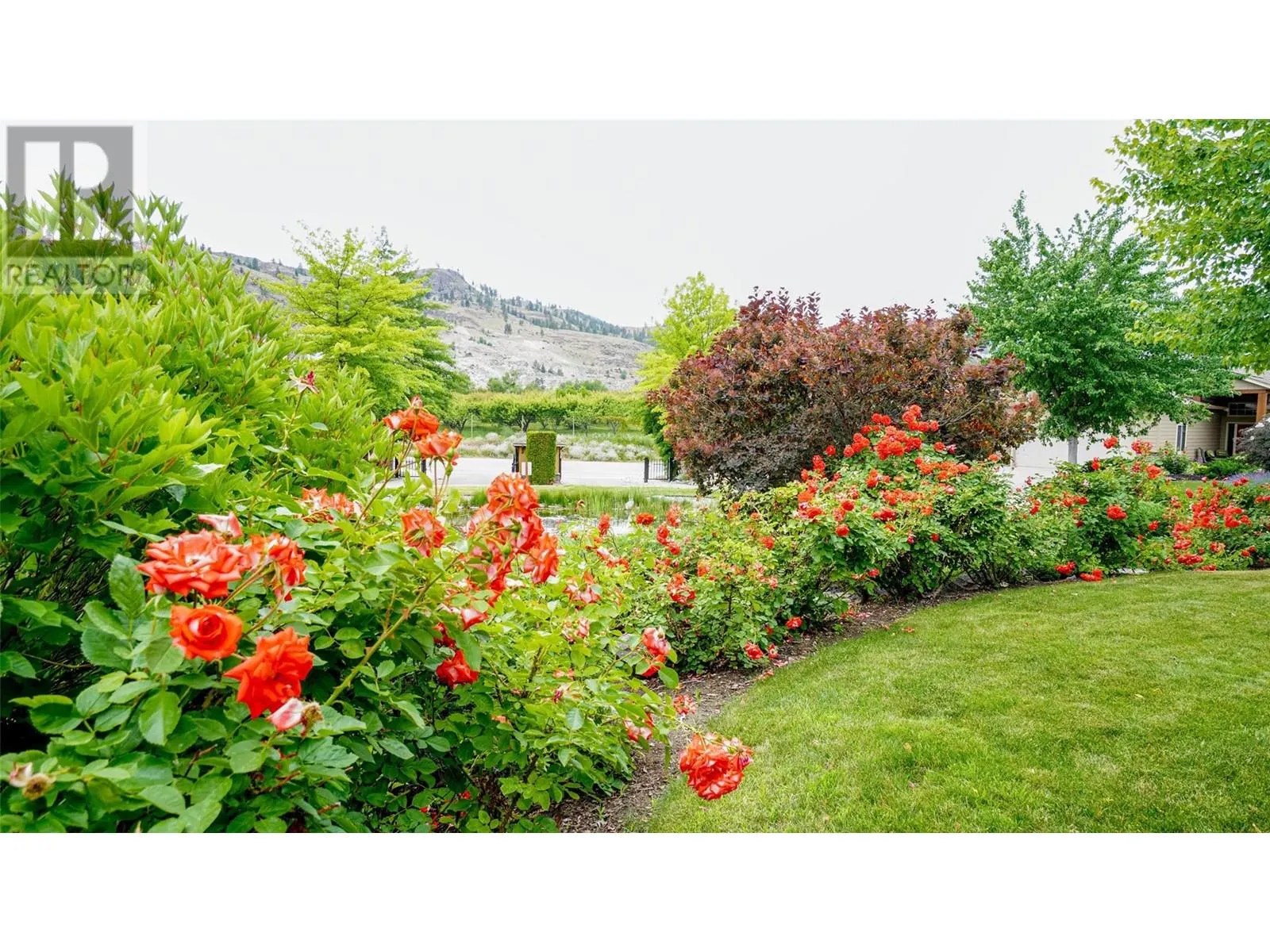 6833 MEADOWS Drive Unit# 7