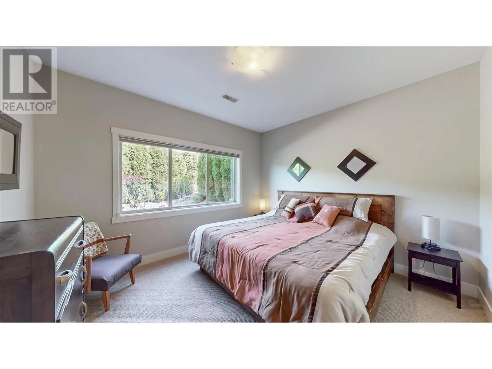 6833 MEADOWS Drive Unit# 7