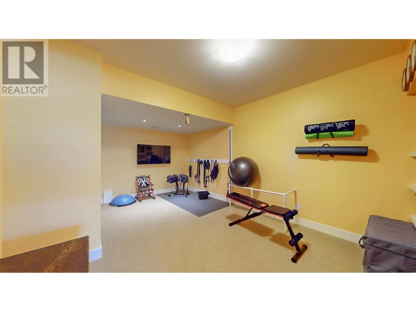 6833 MEADOWS Drive Unit# 7