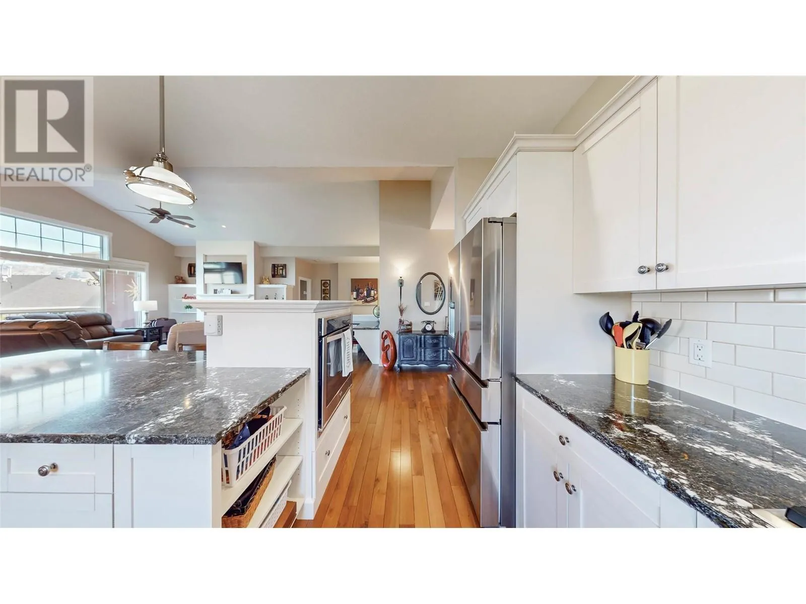 6833 MEADOWS Drive Unit# 7