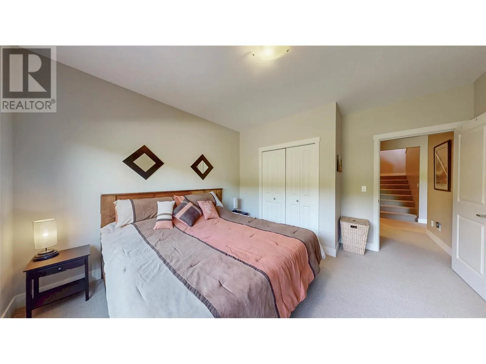 6833 MEADOWS Drive Unit# 7
