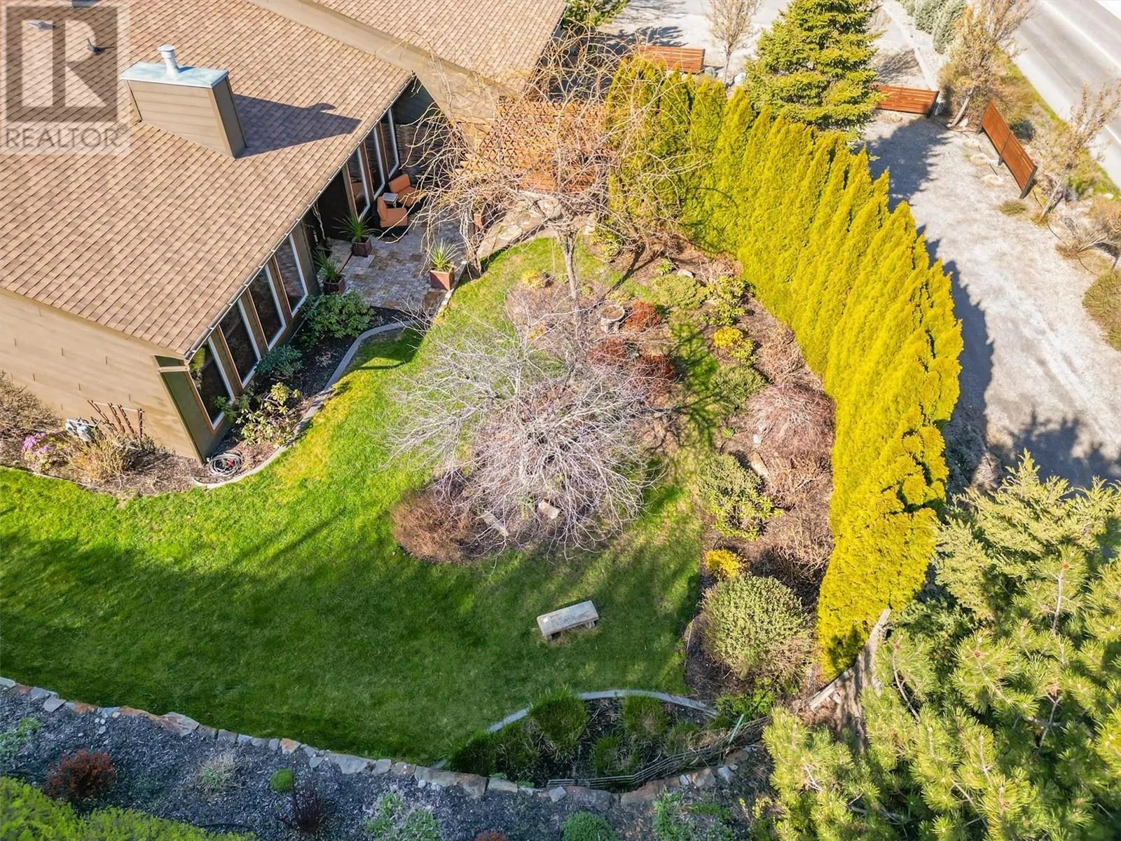 5259 Chute Lake Road