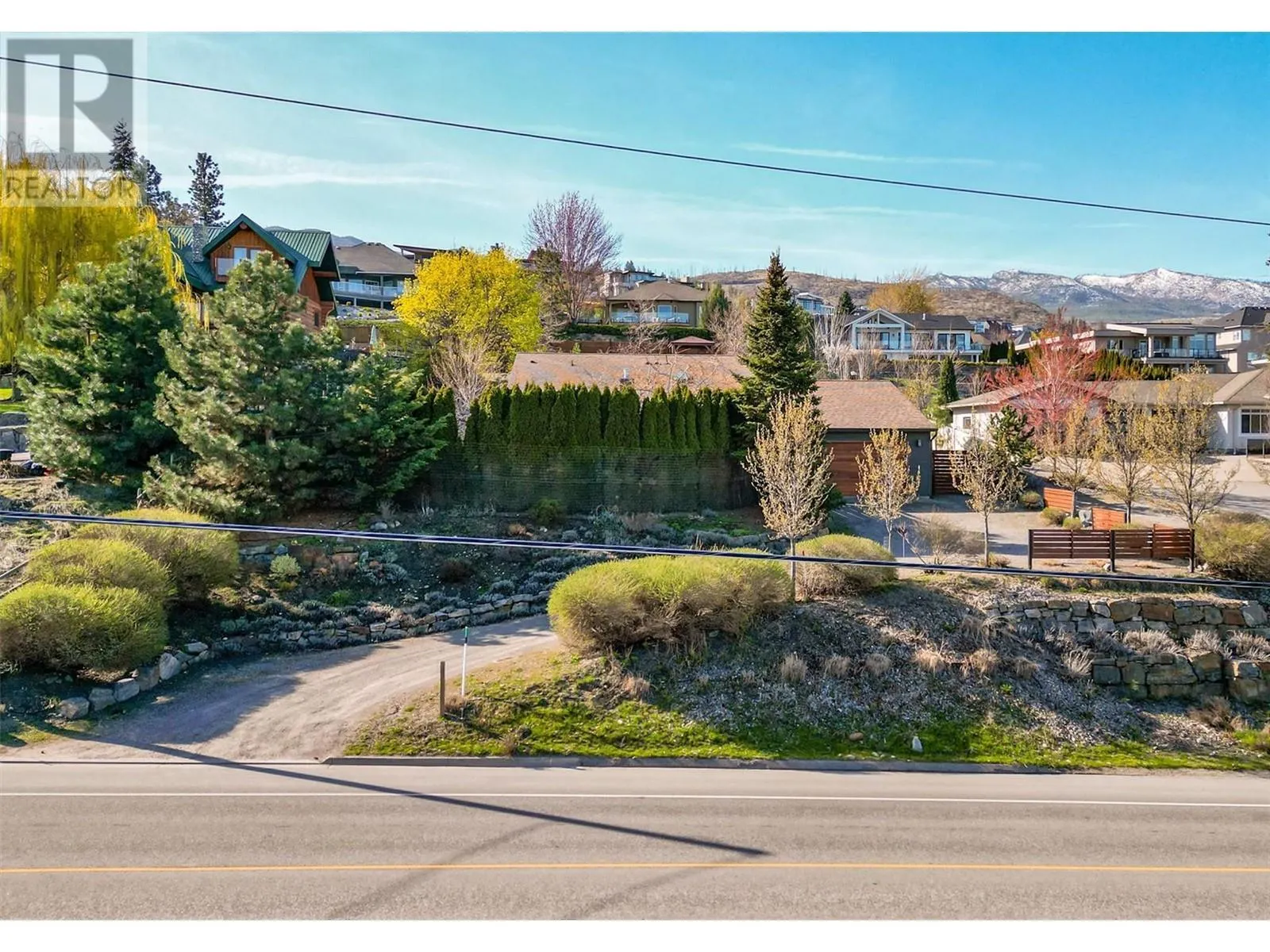 5259 Chute Lake Road