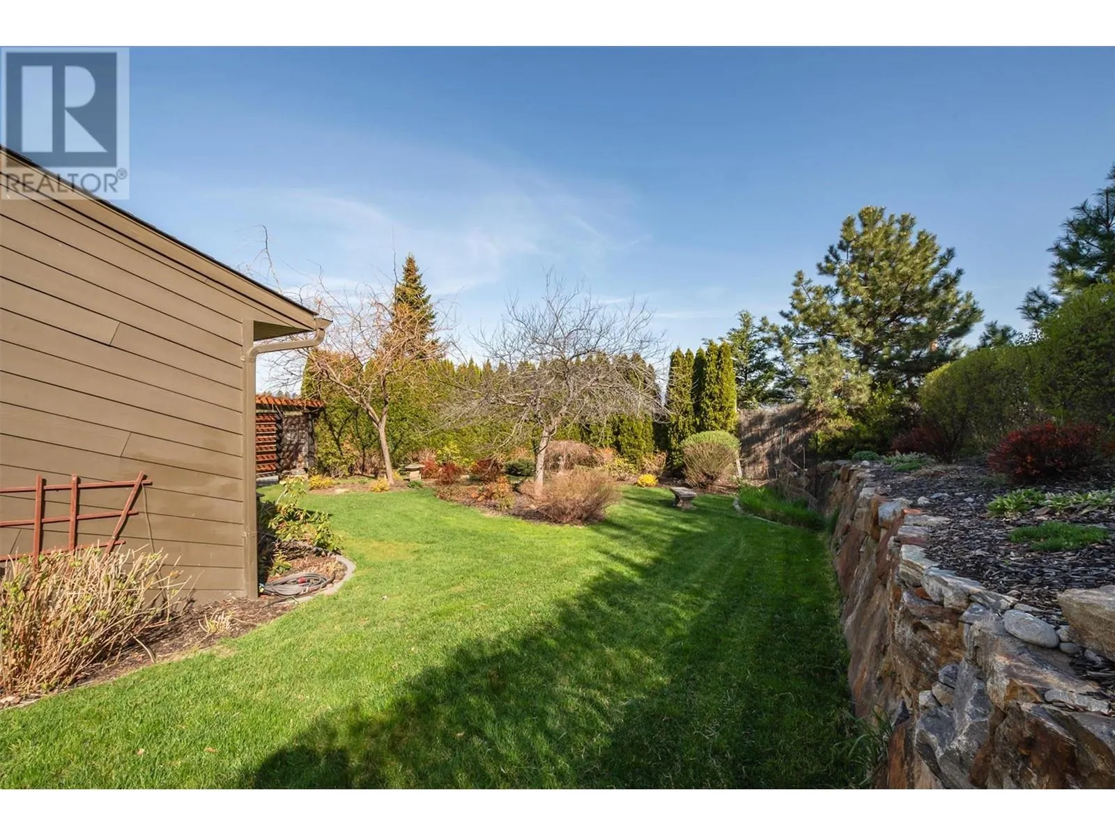 5259 Chute Lake Road