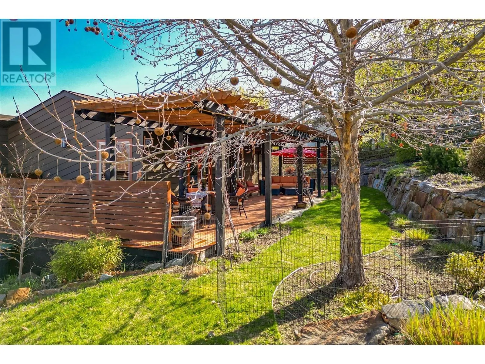 5259 Chute Lake Road