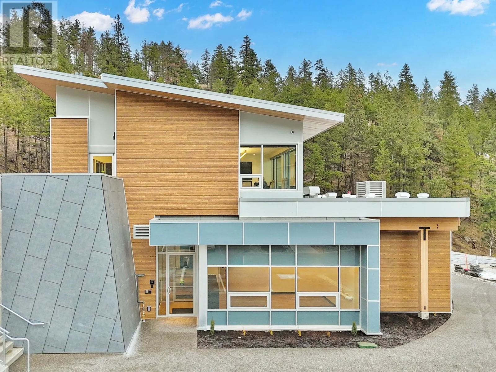 3284 Aspen Lane
