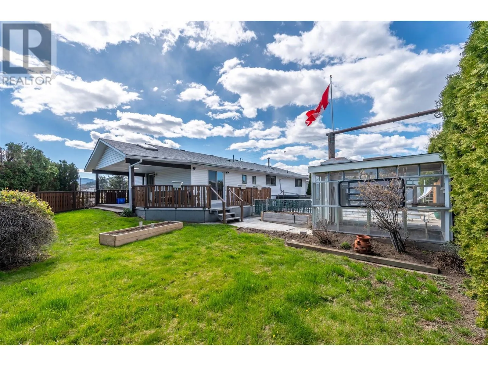 9538 Robson Crescent