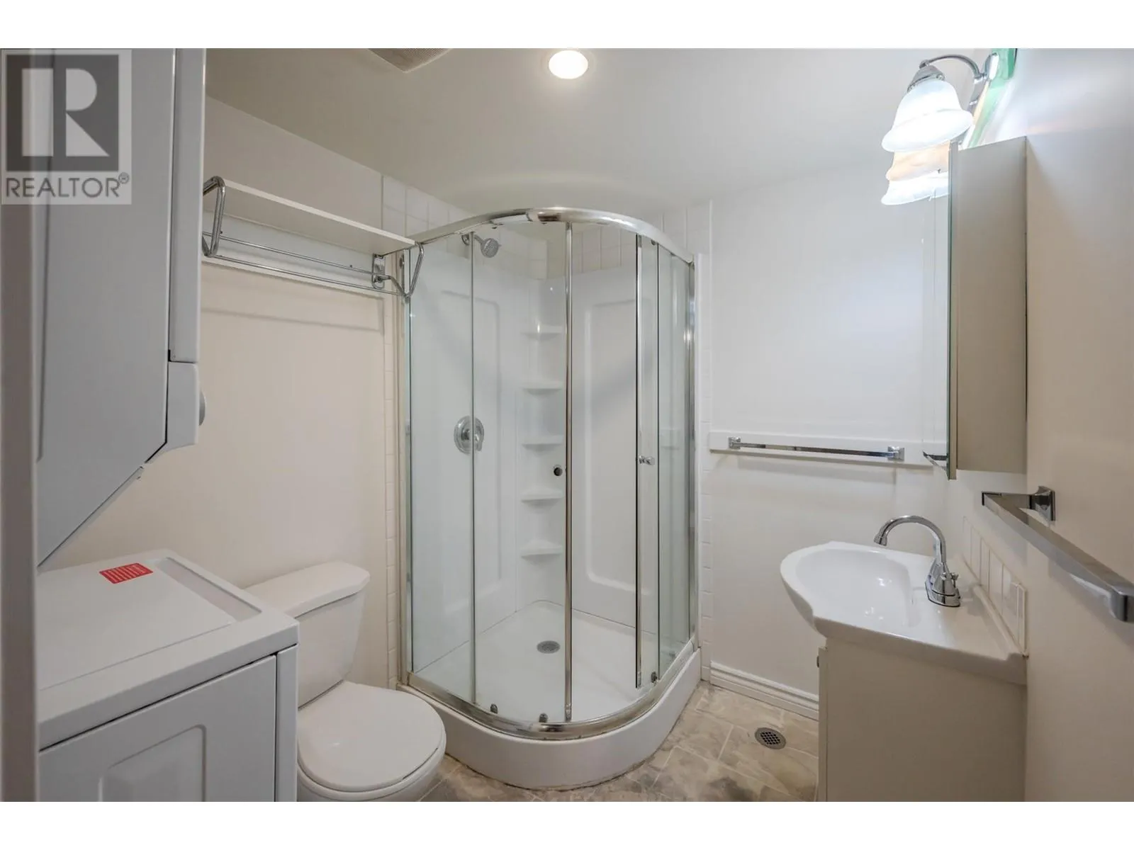 9538 Robson Crescent
