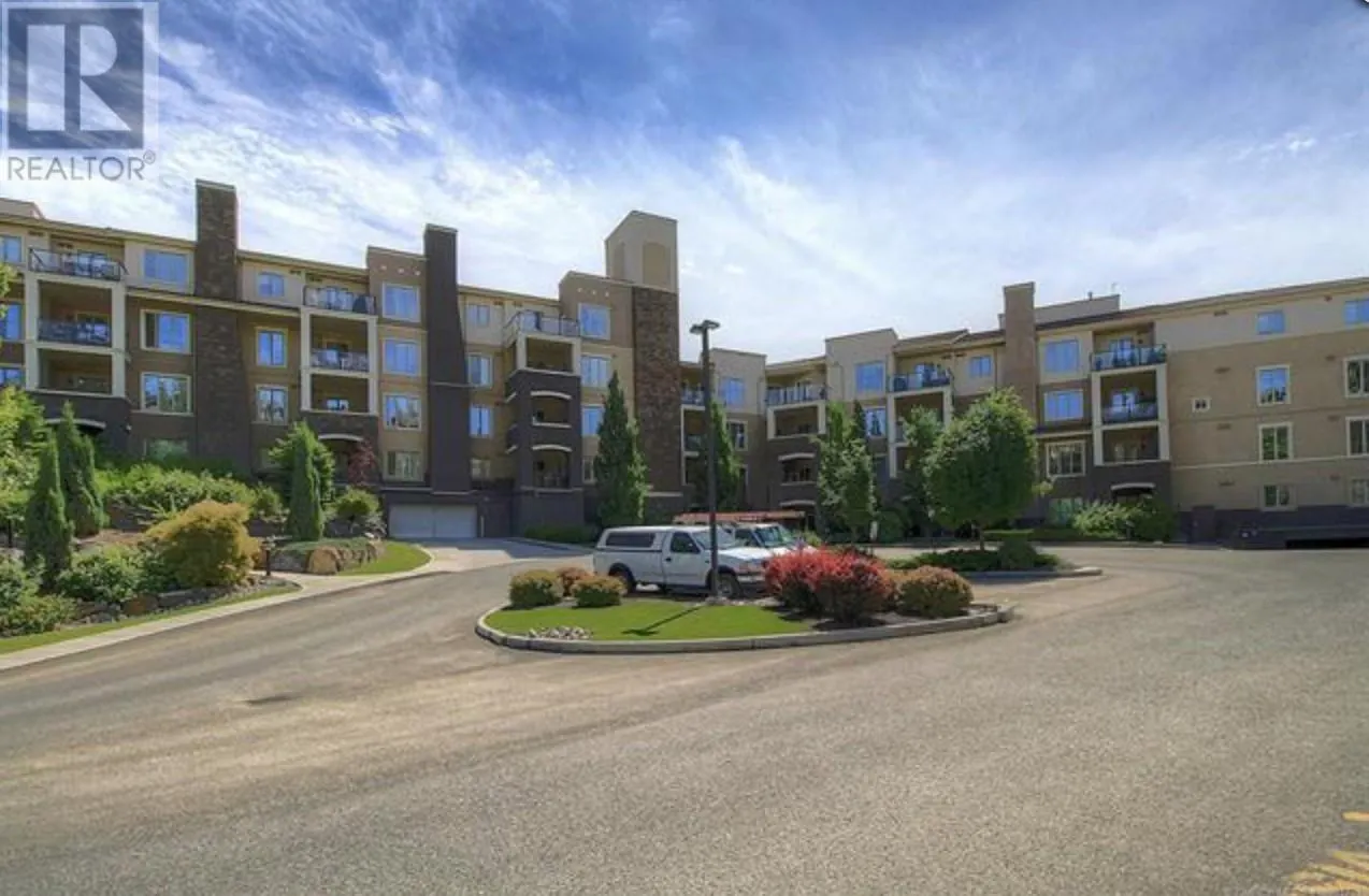 1873 Country Club Drive Unit# 2112