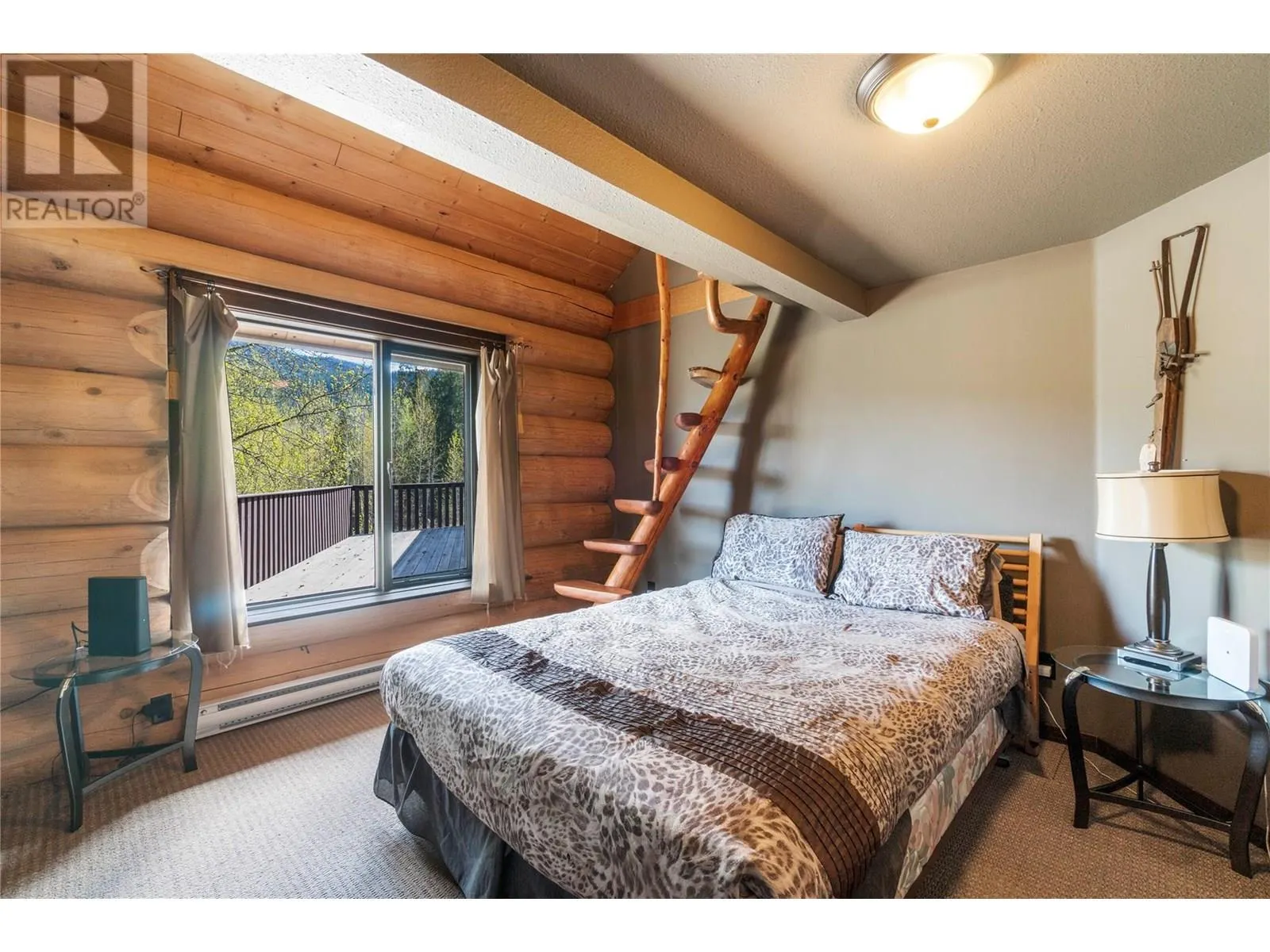 1703 Hillier Road