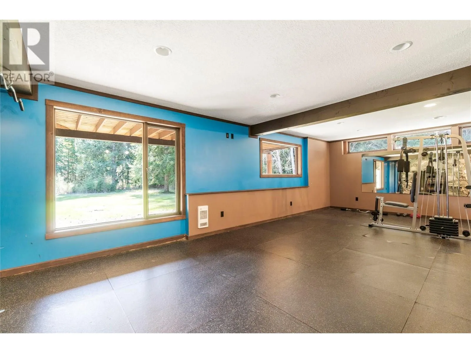 1703 Hillier Road