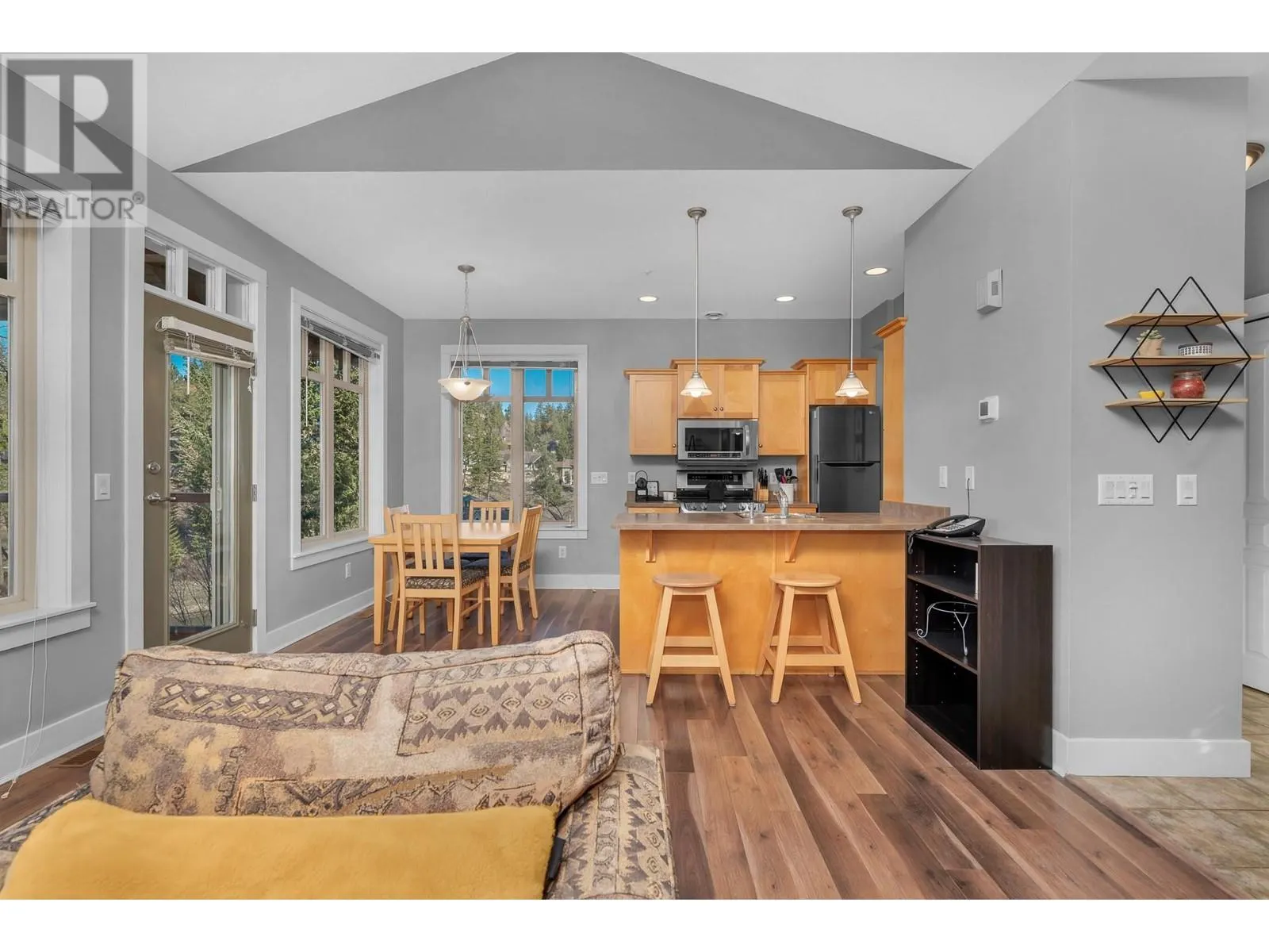 251 Predator Ridge Drive Unit# 14