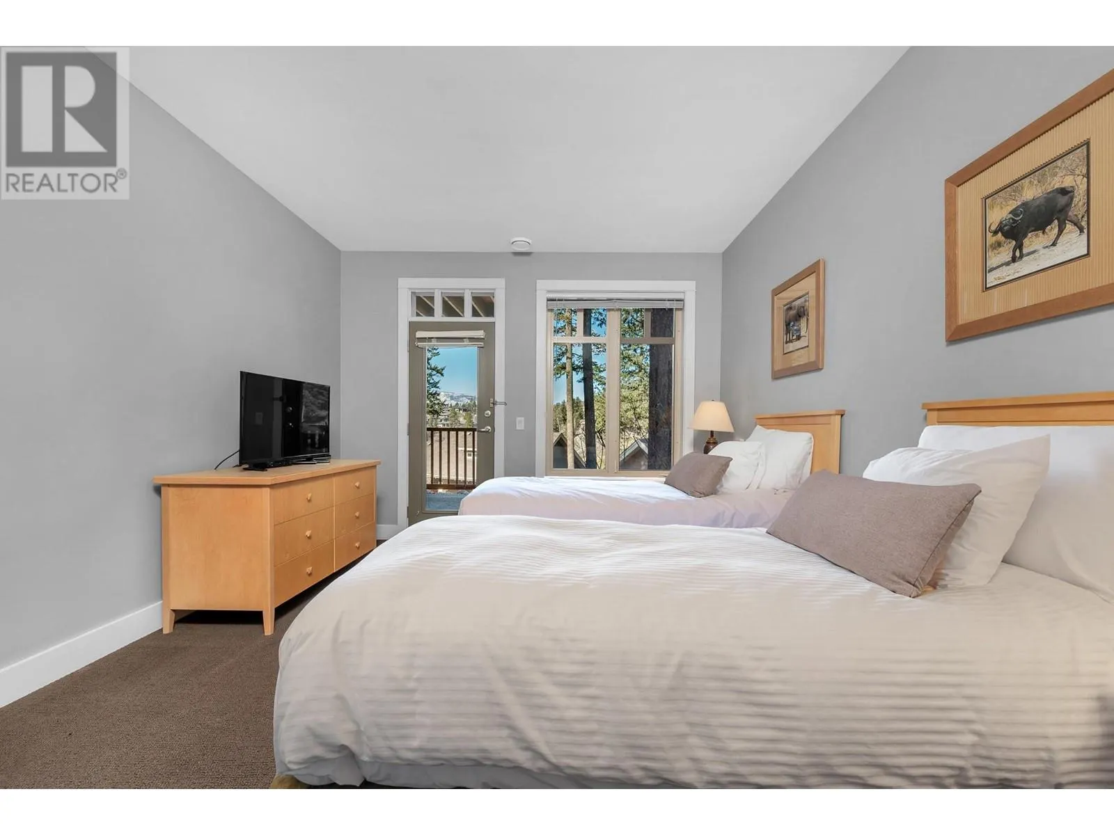 251 Predator Ridge Drive Unit# 14