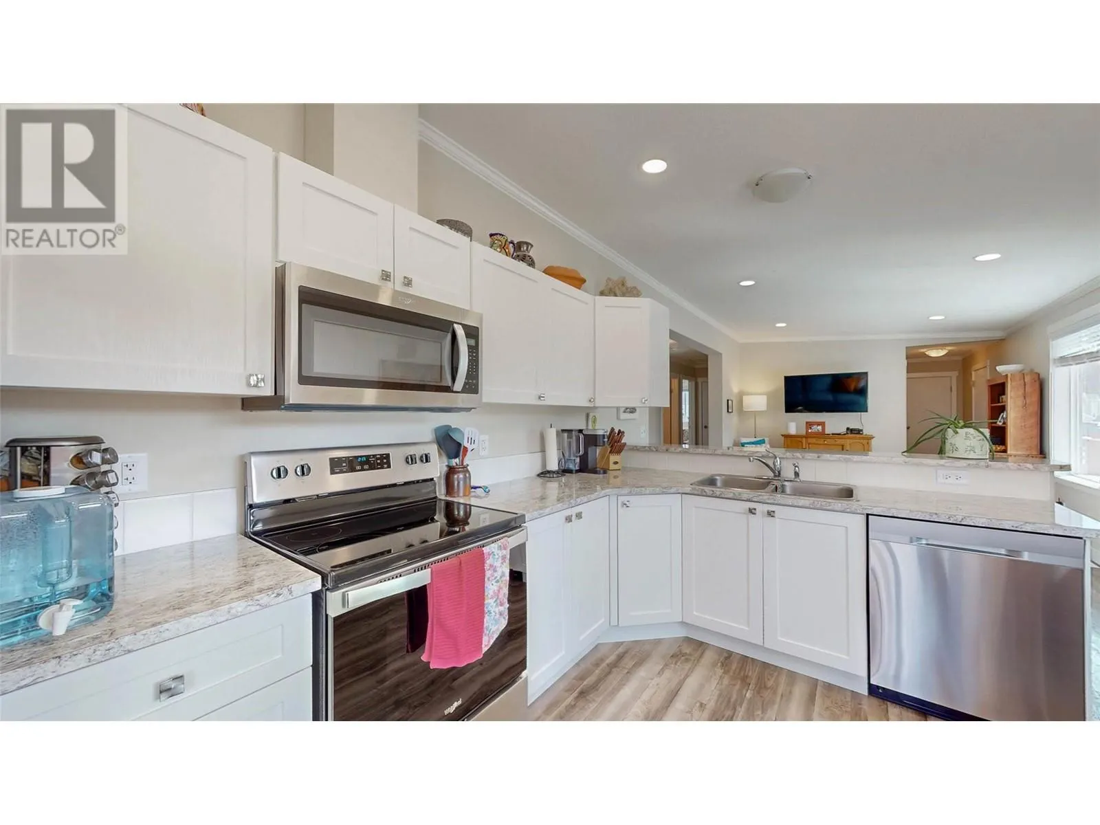 8598 Highway 97 Unit# 97