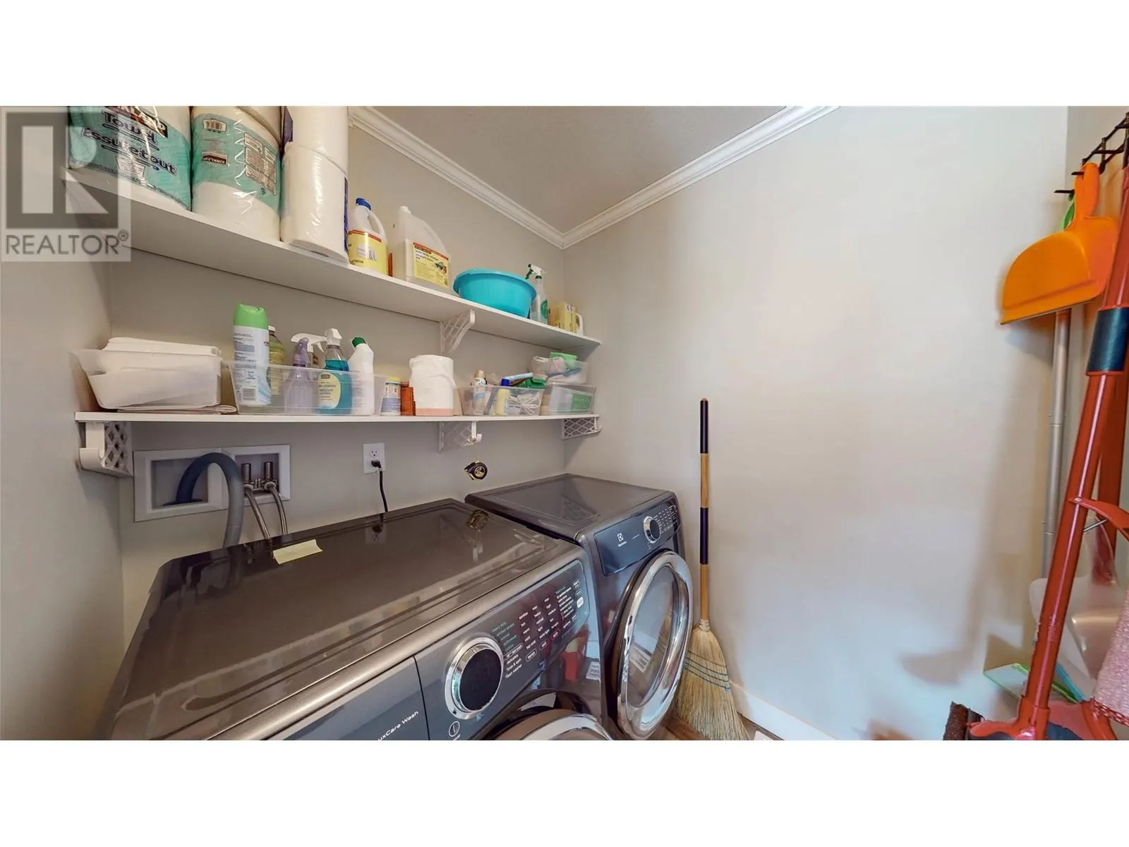8598 Highway 97 Unit# 97