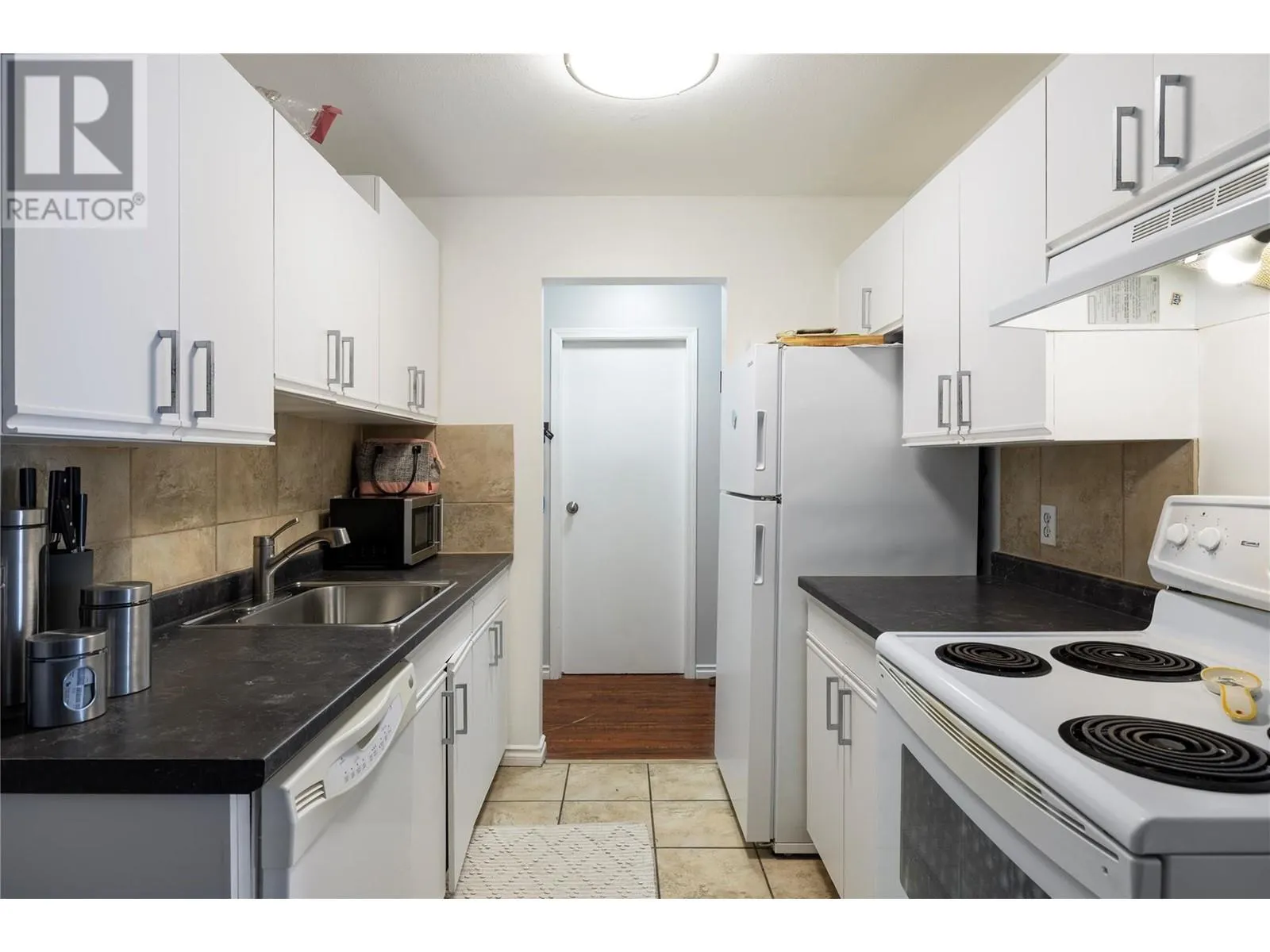 3800 28A Street Unit# 215