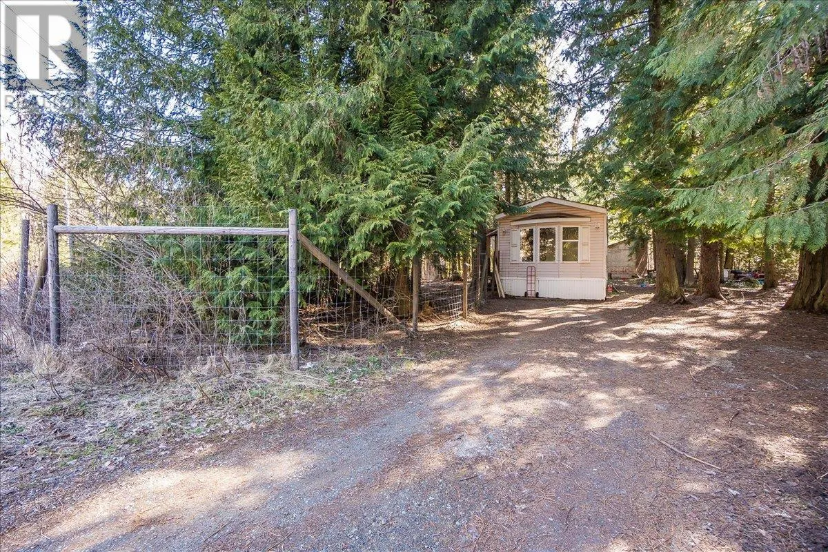 8751 Highway 6