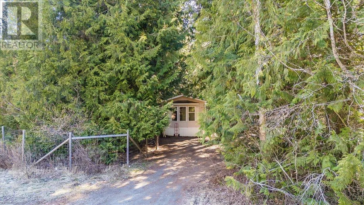 8751 Highway 6