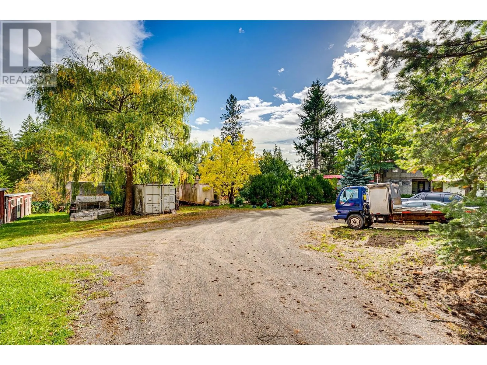 2860 Highway 97 North