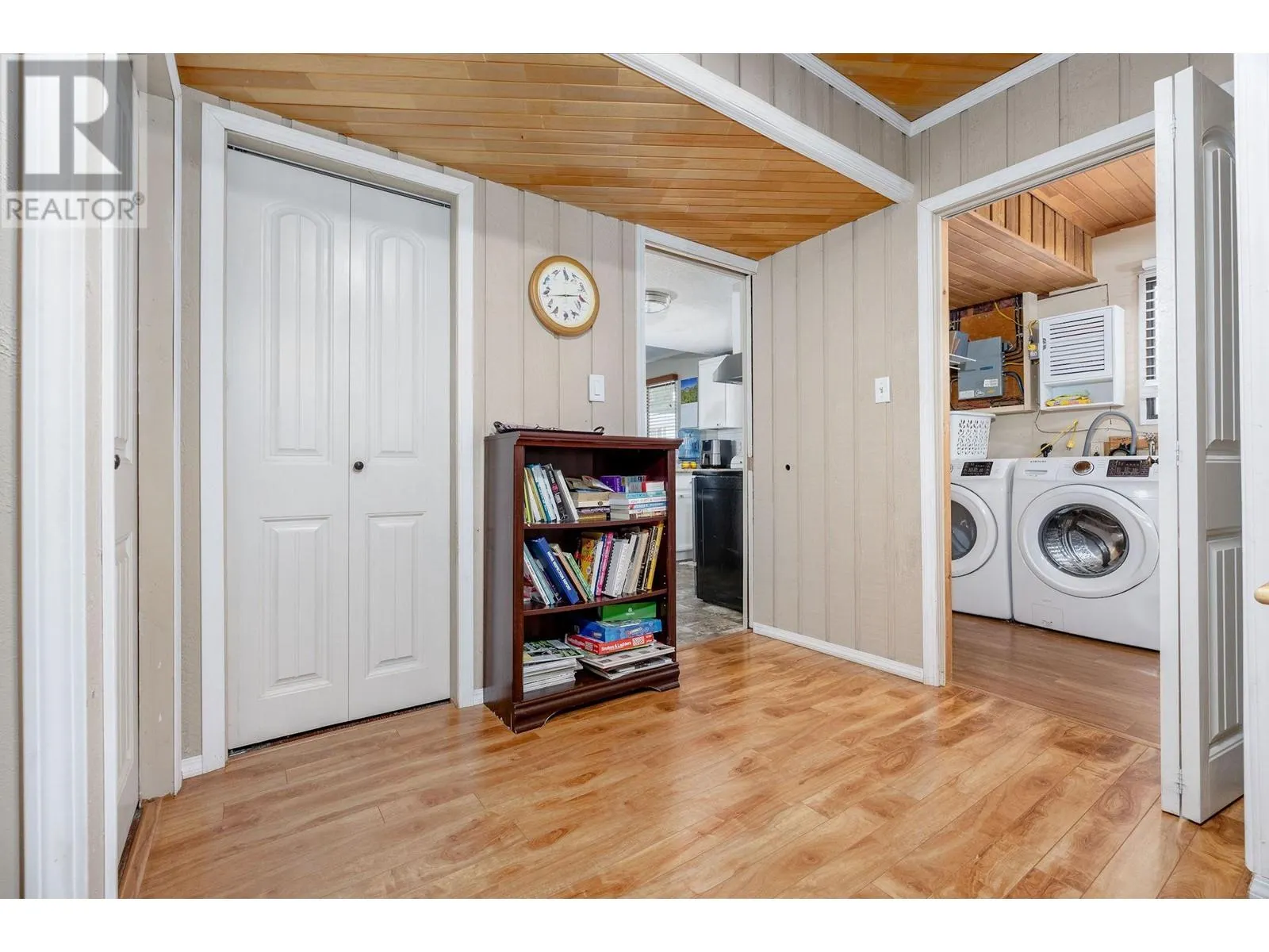 3850 Highland Park Drive