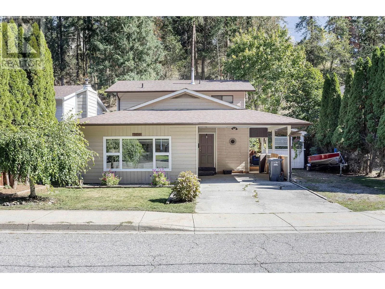 3850 Highland Park Drive