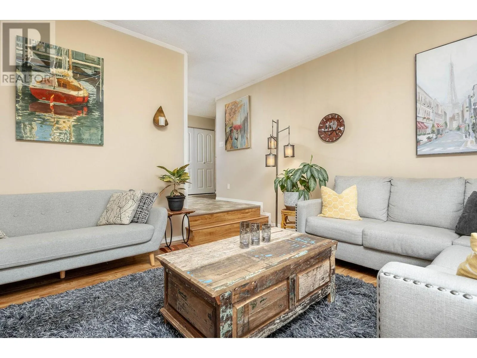 3850 Highland Park Drive