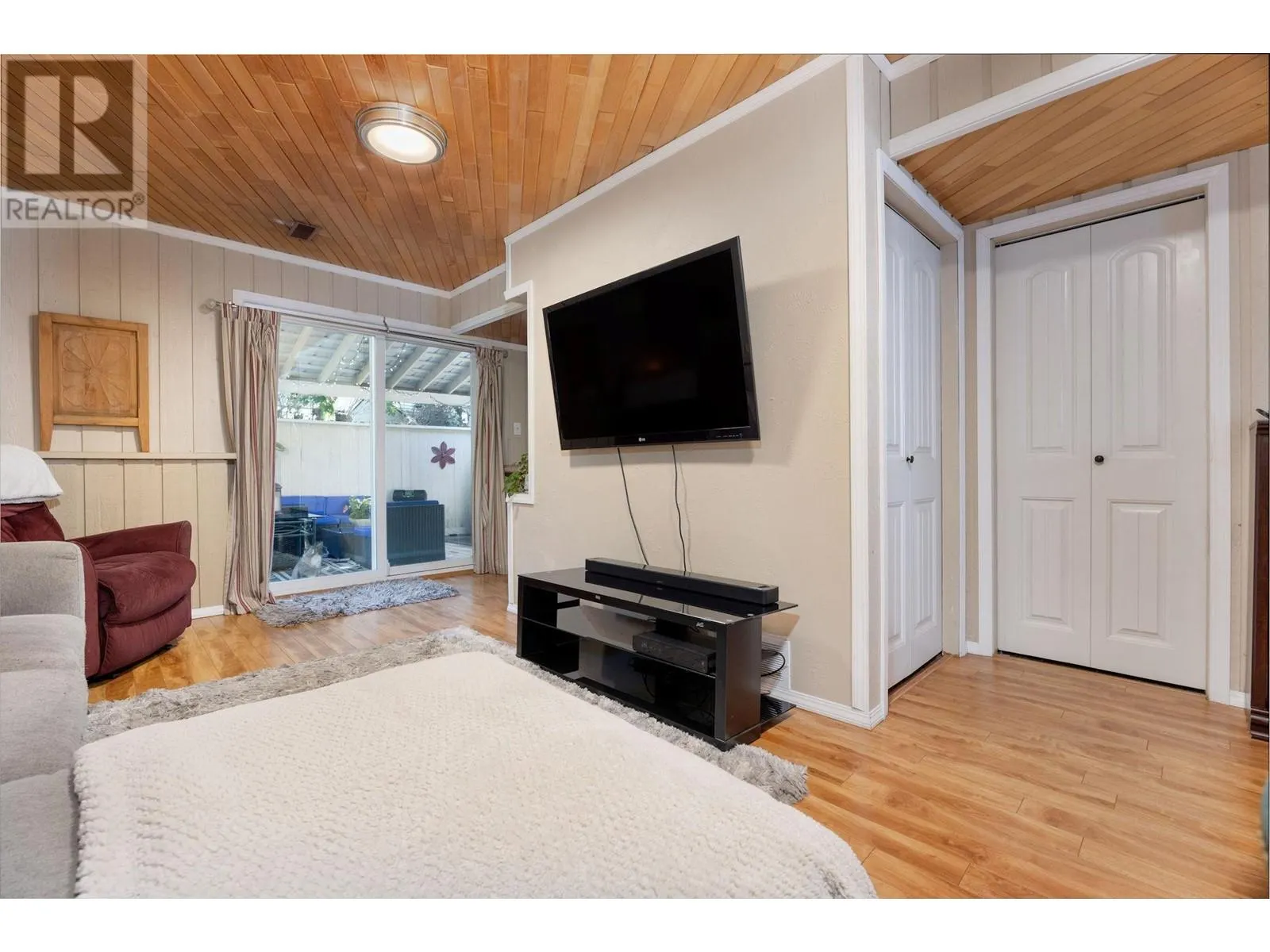 3850 Highland Park Drive