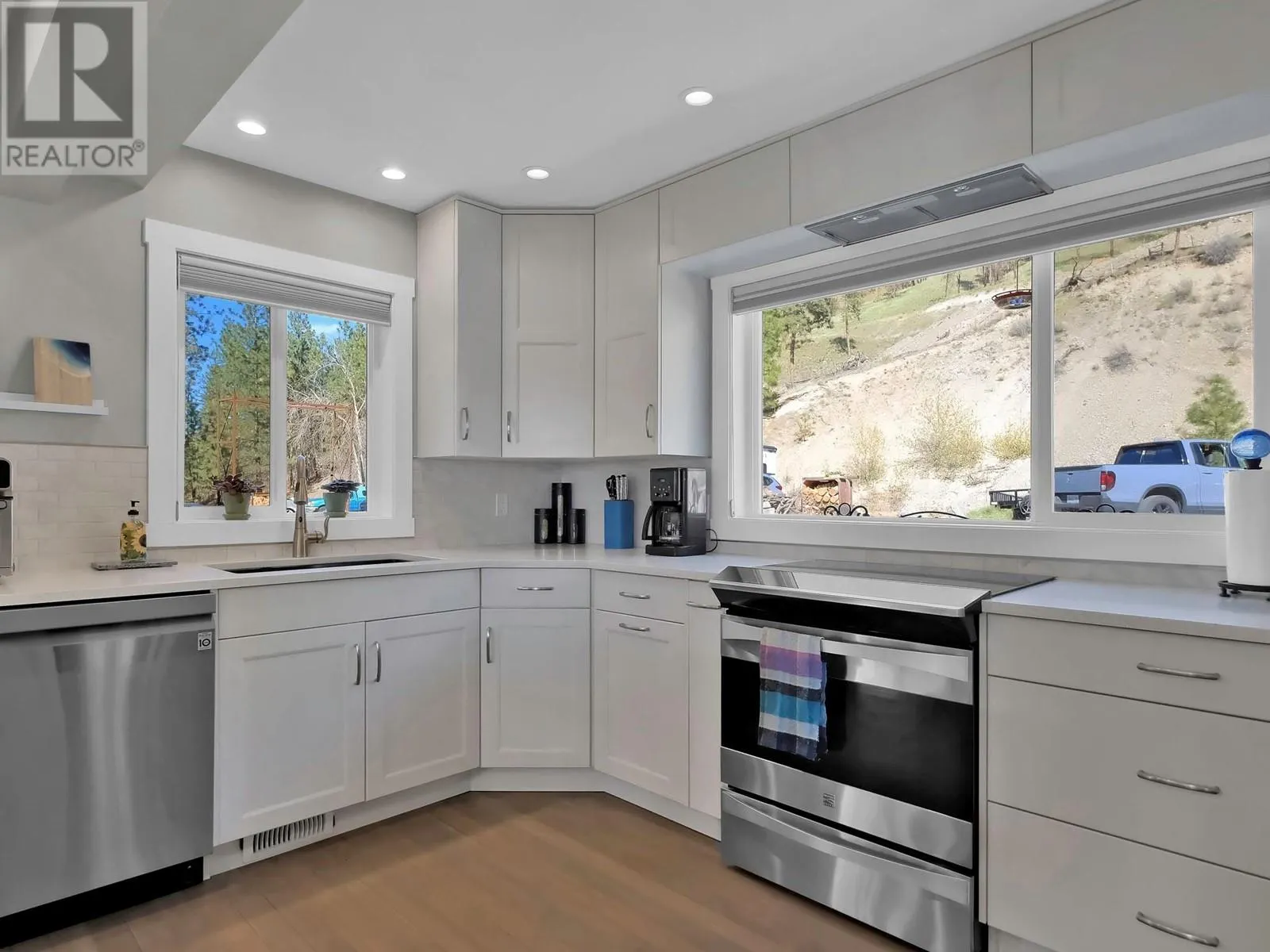 1922 Paly Road