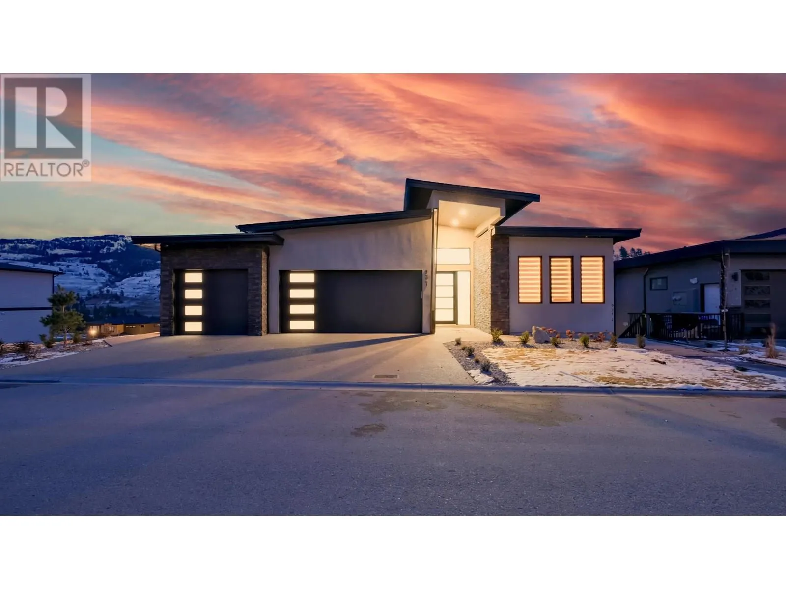 937 Royal Troon Lane
