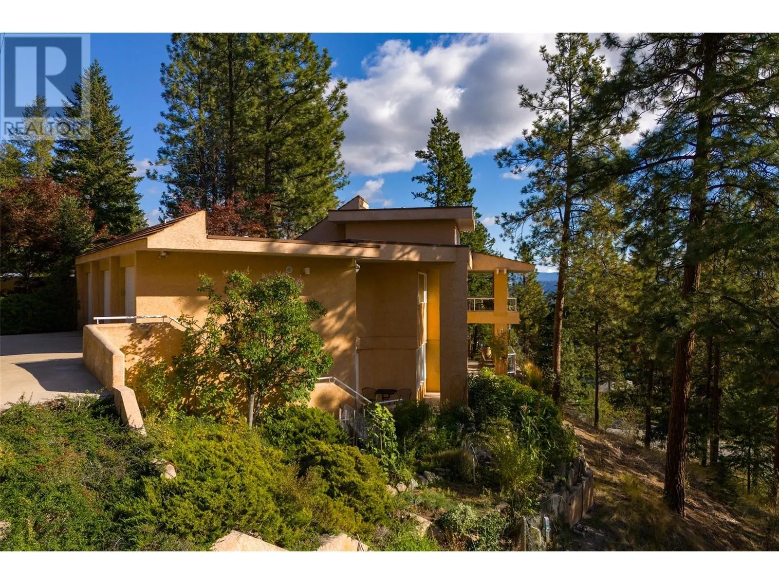 1642 West Kelowna Road
