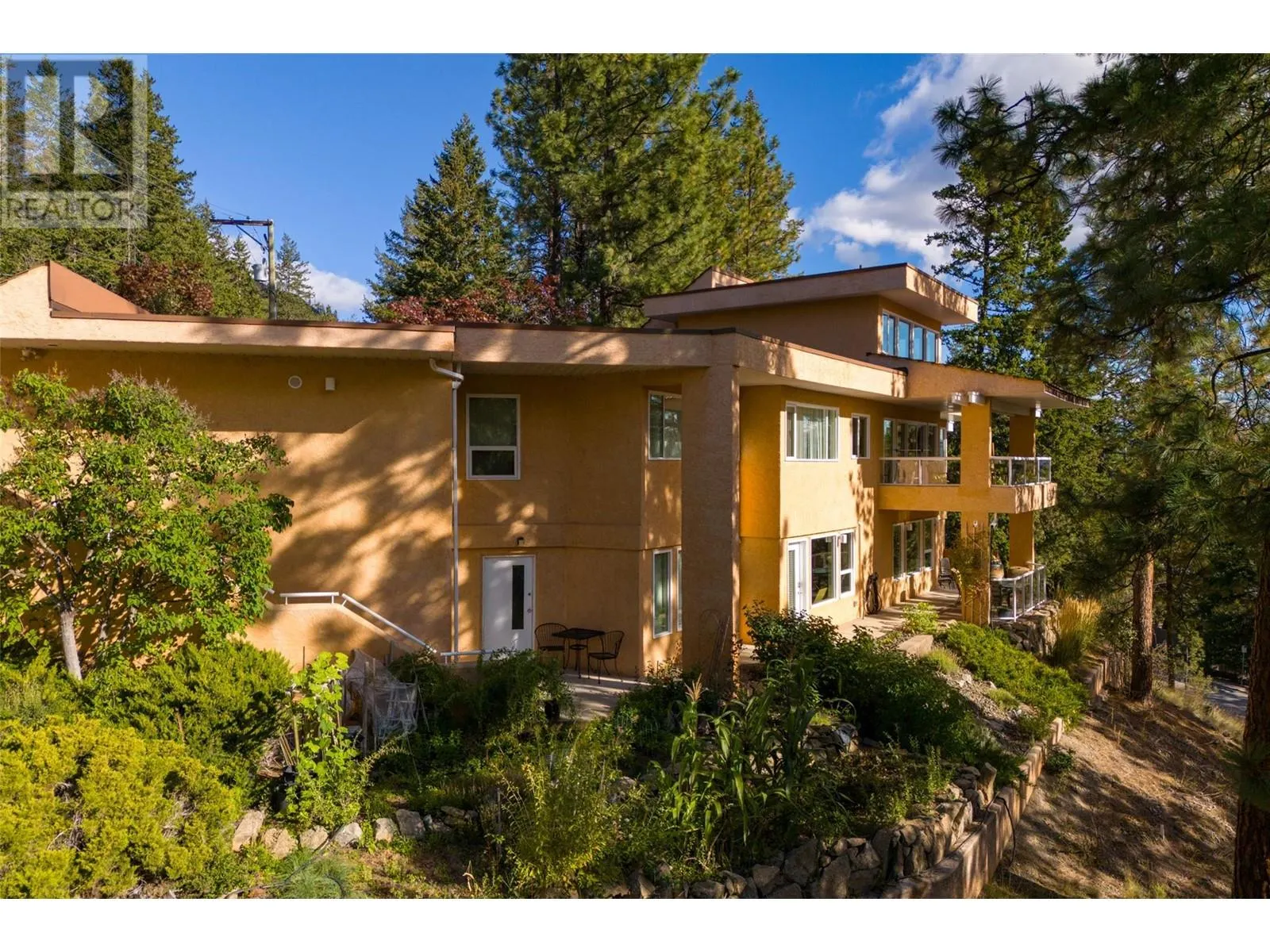1642 West Kelowna Road