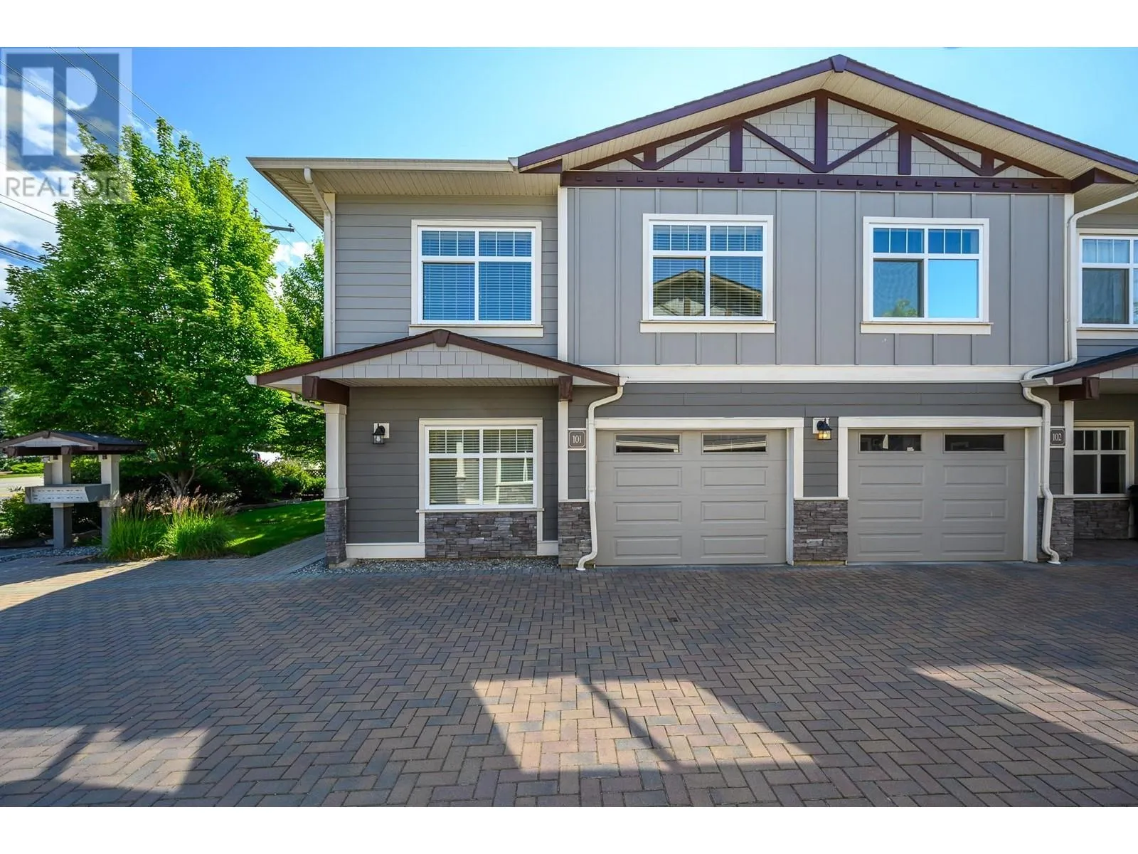 3606 25 Avenue Unit# 101