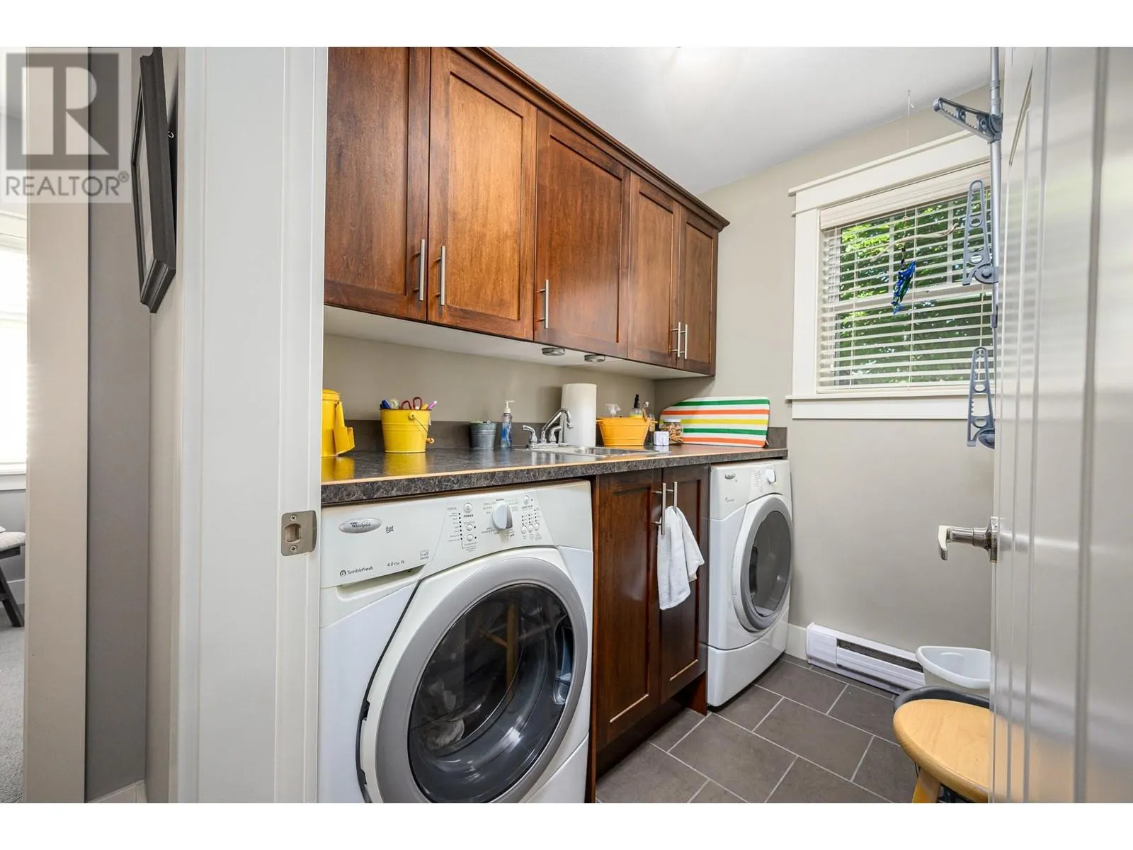 3606 25 Avenue Unit# 101