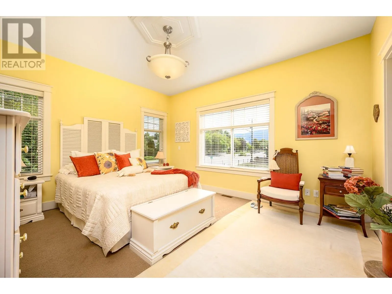 3606 25 Avenue Unit# 101