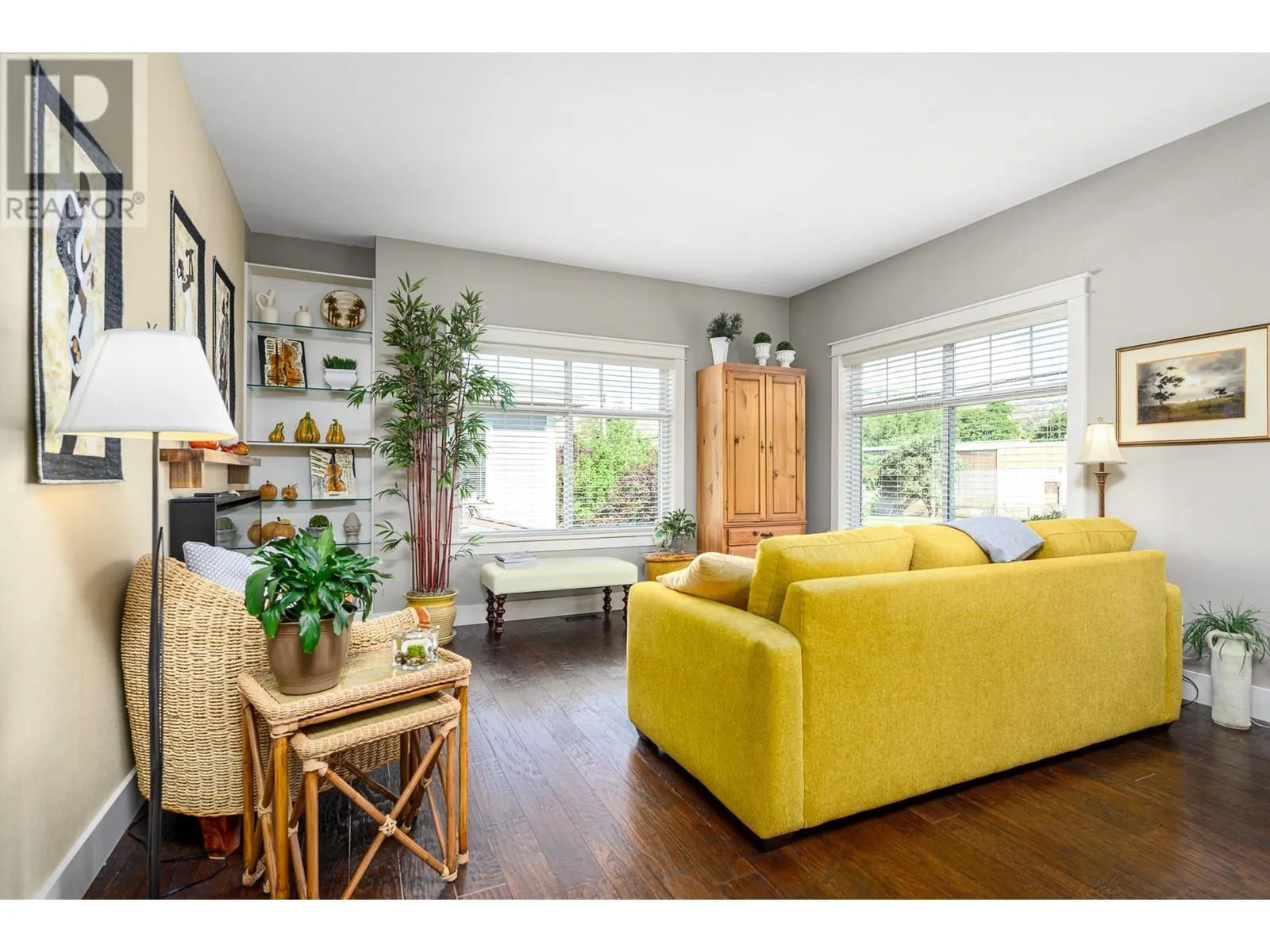 3606 25 Avenue Unit# 101