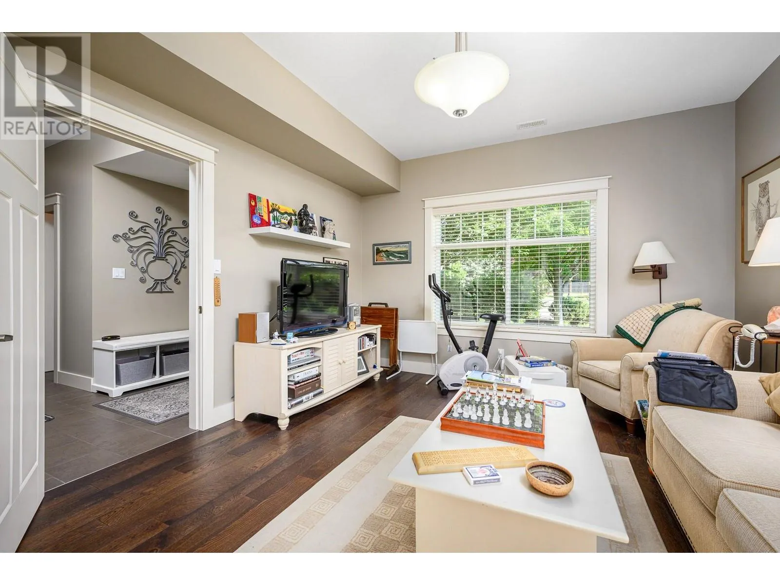 3606 25 Avenue Unit# 101