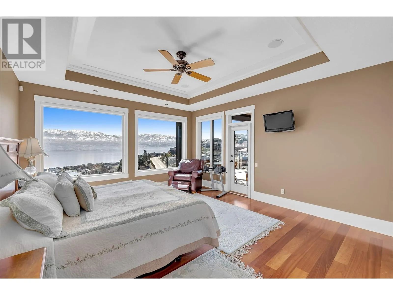 1487 Pinot Gris Drive