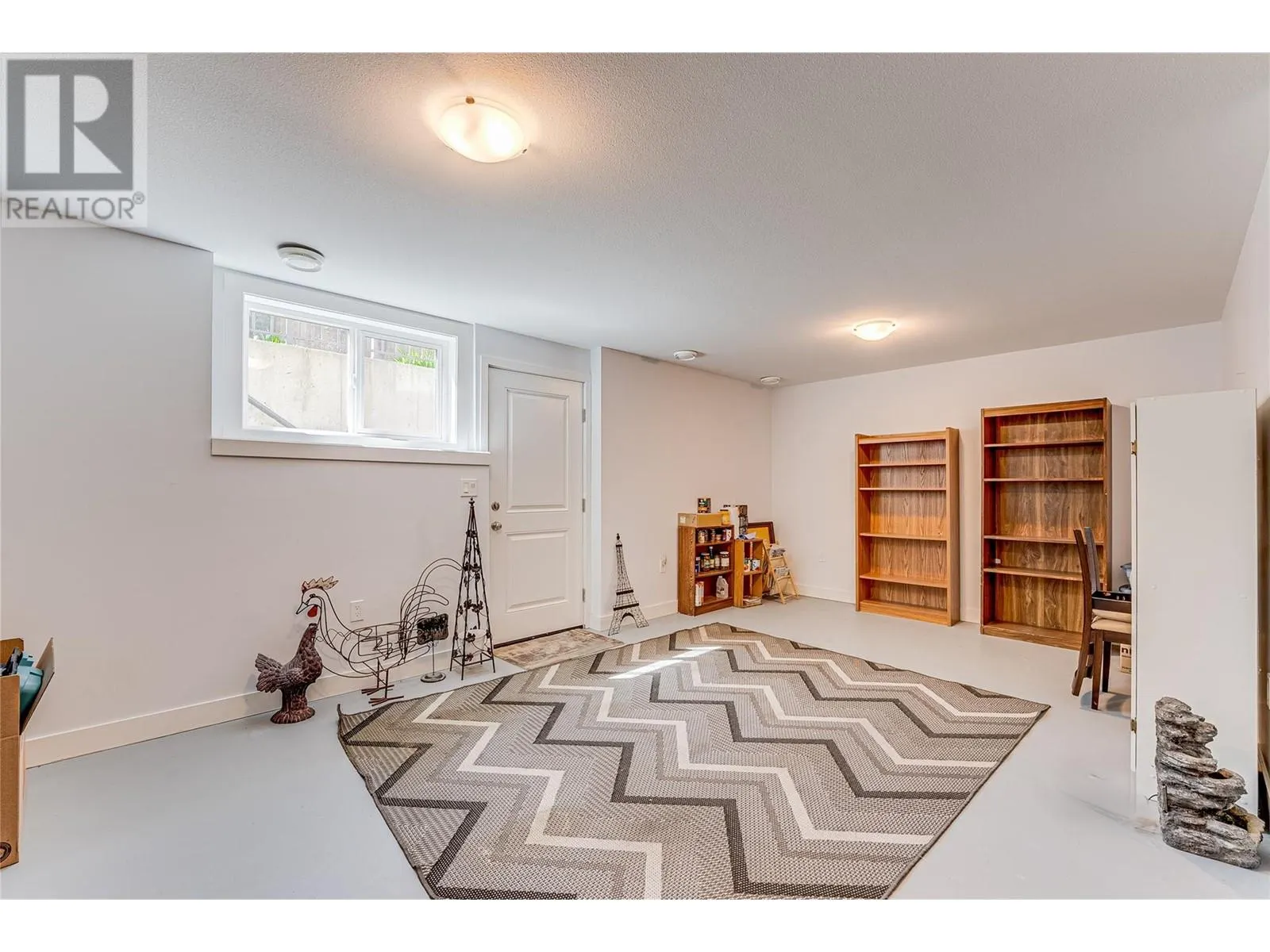173 Salmon Arm Drive Unit# 108