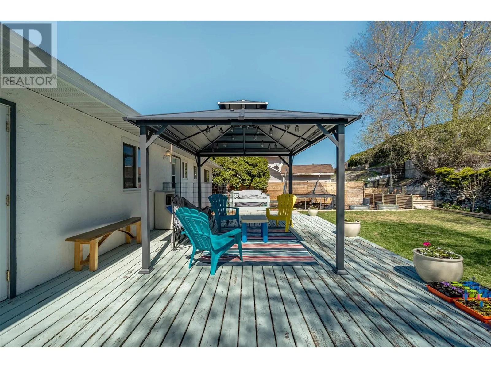 6743 Meadows Drive
