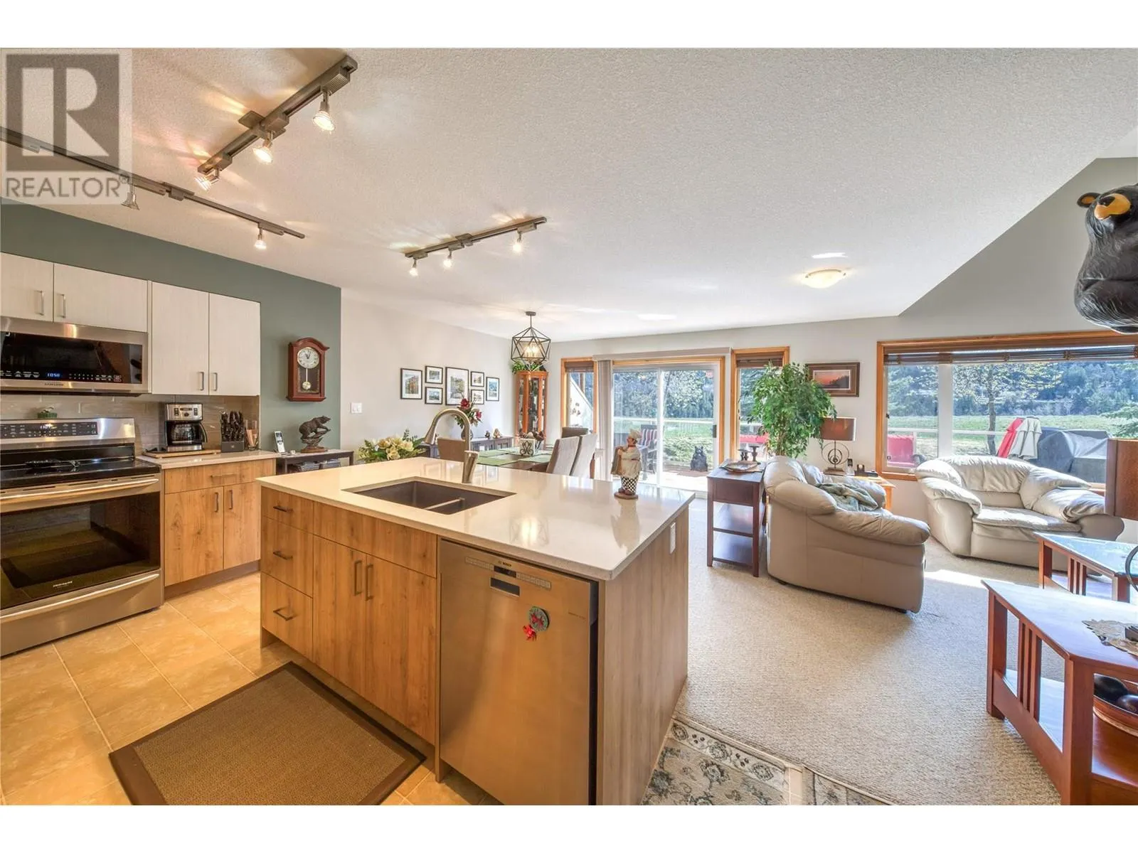 4904 RIDGE Road Unit# 161