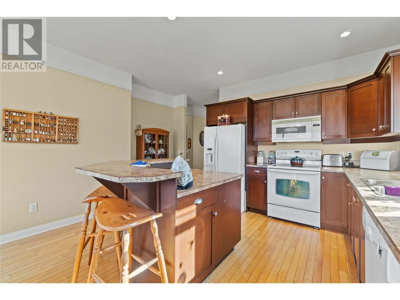 881 16 Street NE Unit# 7