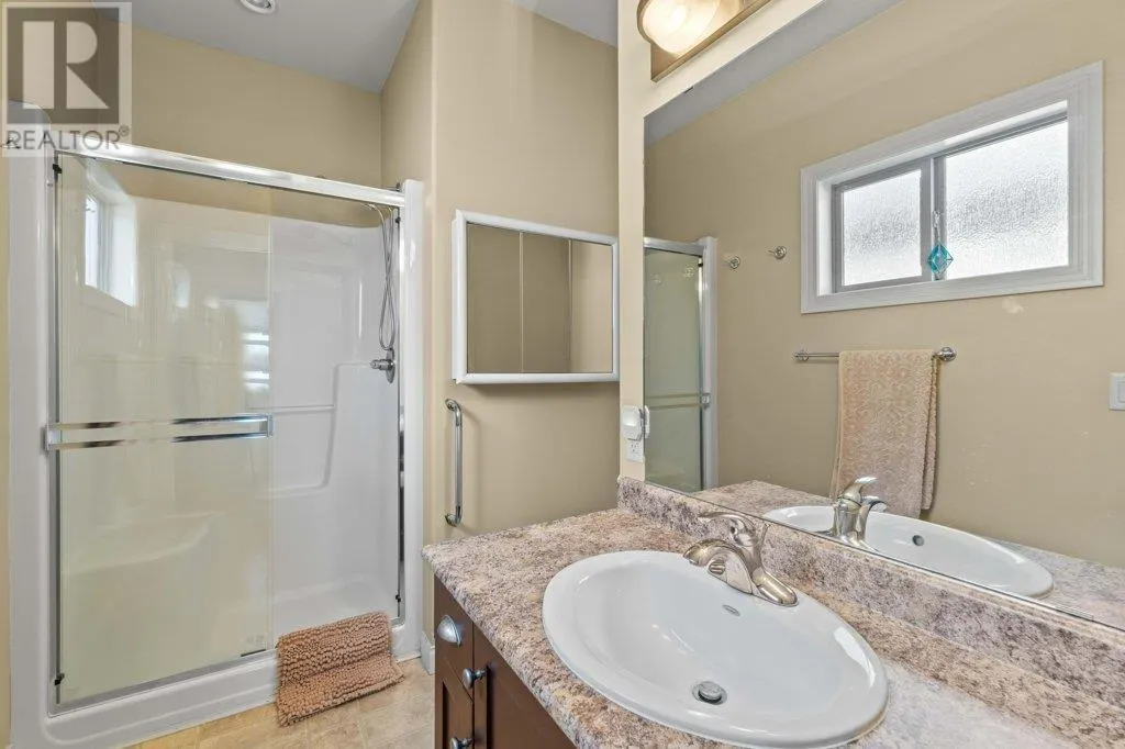 881 16 Street NE Unit# 7