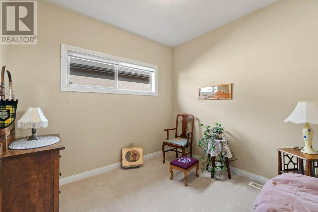 881 16 Street NE Unit# 7